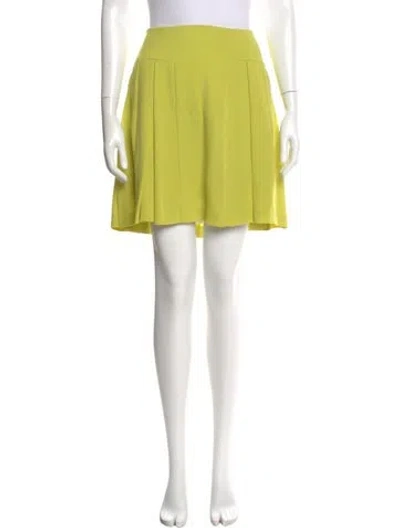 Pre-owned Diane Von Furstenberg Mini Skirt In Green