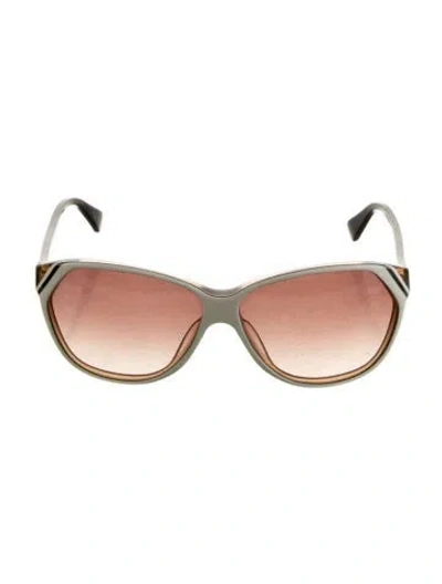 Pre-owned Diane Von Furstenberg Oversize Gradient Sunglasses In White