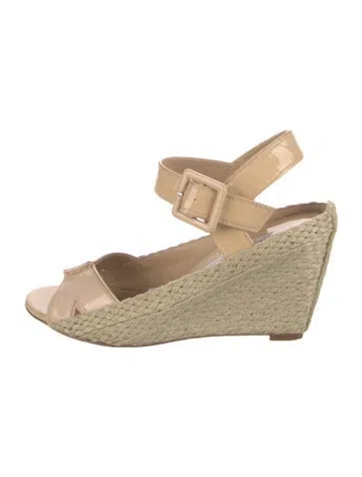 Pre-owned Diane Von Furstenberg Patent Leather Slingback Pumps In Neutral