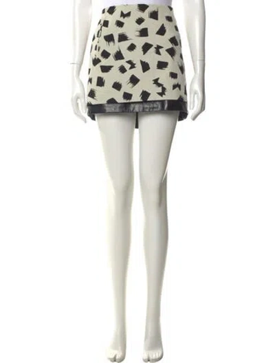 Pre-owned Diane Von Furstenberg Printed Mini Skirt In Neutral