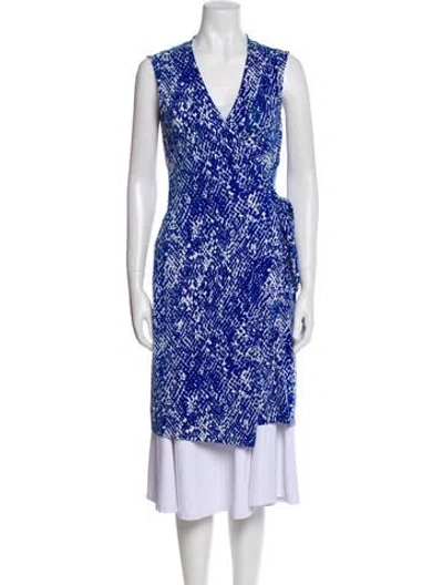 Pre-owned Diane Von Furstenberg Printed Robe In Blue