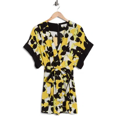 Diane Von Furstenberg Rinna Short Sleeve Romper In Multi