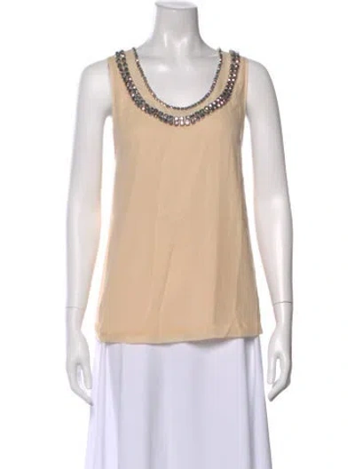 Pre-owned Diane Von Furstenberg Silk Scoop Neck Blouse In Neutral