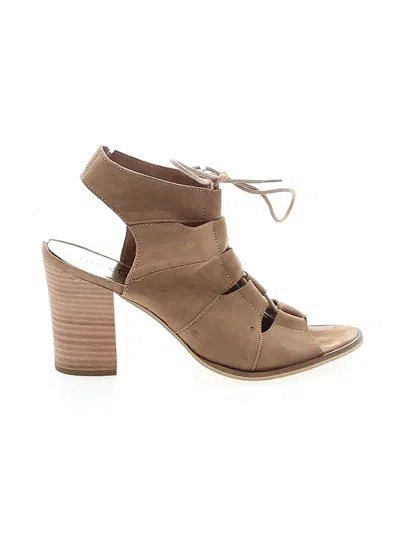Pre-owned Diba True Heels In Brown
