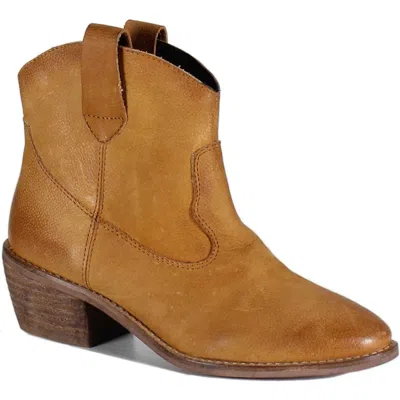 Diba True Outta Town Western Boot In Cognac