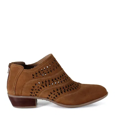 Diba True Women's Lead Into Bootie In Chestnut In Brown