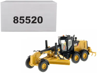 Diecast Masters Cat Caterpillar 12m3 Motor Grader With Operator "high Line" Series 1/87 (ho) Scale Diecast Model