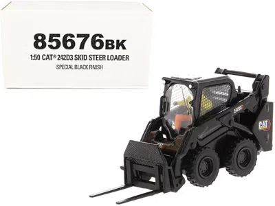 Diecast Masters Cat Caterpillar 242d3 Wheeled Skid Steer Loader With Work Tools And Operator Special Black Paint "hi