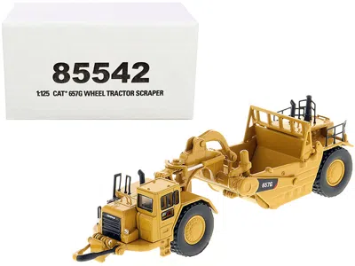 Diecast Masters Cat Caterpillar 657g Wheeled Scraper Tractor "high Line" Series 1/125 Diecast Model By Diecast Maste