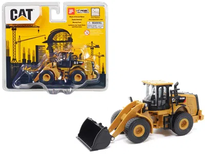 Diecast Masters Cat Caterpillar 950m Wheel Loader Yellow 1/64 Diecast Model By
