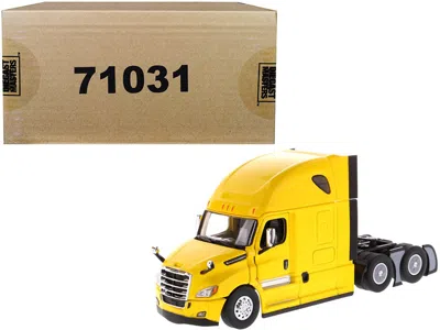 Diecast Masters Freightliner New Cascadia Sleeper Cab Truck Tractor Yellow 1/50 Diecast Model By