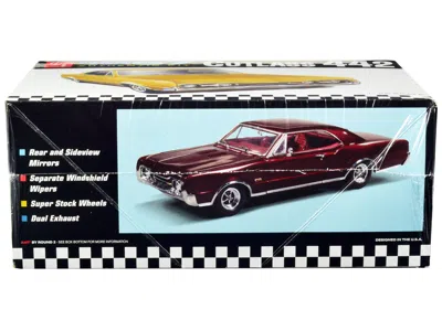 Diecast Model Amt Skill 2 Model Kit 1967 Oldsmobile Cutlass 442 1/25 Scale Model By Amt In Brown