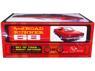 Diecast Model Amt Skill 2 Model Kit 1968 Plymouth Road Runner 1/25 Scale Model By Amt In Red