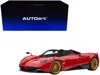 Diecast Model Autoart Pagani Huayra Roadster Rosso Monza Red And Carbon With Luggage Set 1/18 Model Car By Autoart