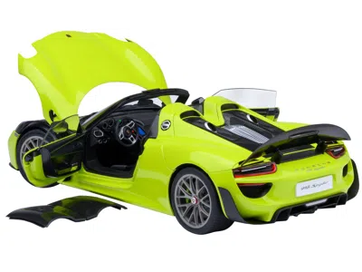 Diecast Model Autoart Porsche 918 Spyder "weissach Package" Acid Green 1/18 Model Car By Autoart