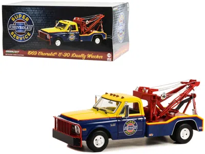 Diecast Model Greenlight 1969 Chevrolet C-30 Dually Wrecker Tow Truck "chevrolet Super Service" Yellow And Blue 1/18 Diecast In Multi