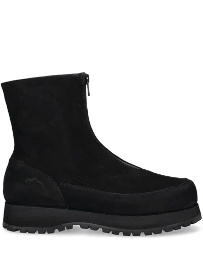 Diemme Zipped Ankle Boots In Black