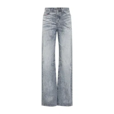 Diesel 1971 Dsent Jeans In Light Blue Stonewashed Denim In Gray