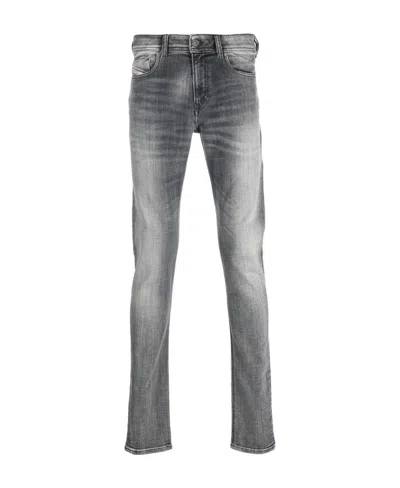 Diesel 1979 Low-rise Skinny Jeans In Grey