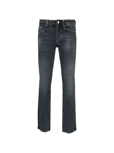 Diesel 1985 Larkee Regular-fit Jeans In 그레이