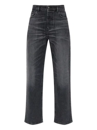 Diesel 1988 D-ark 09n49 Jeans In Gray