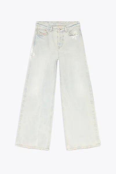 Diesel 1996 D-sire Wide-leg Jeans In Denim Chiaro