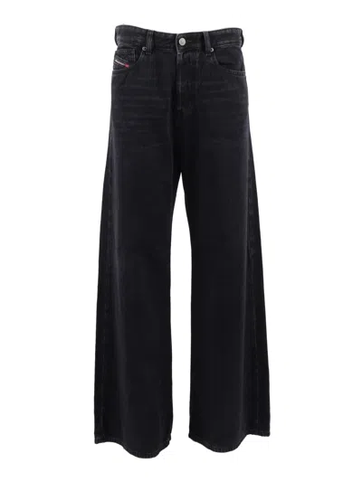 Diesel 1996 D Sire L.32 Pantaloni In Black