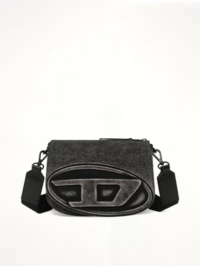 Diesel 1dr Camera Bag In Pink
