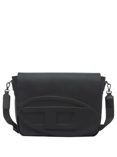 Diesel 1dr Messenger Embossed Flap Bag In Black