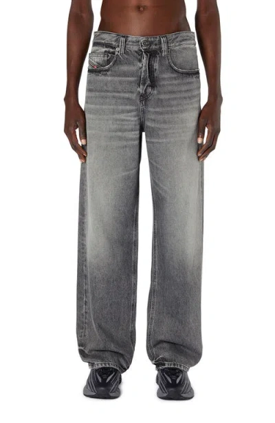 DIESEL DIESEL® 2001 D-MACRO STRAIGHT LEG JEANS