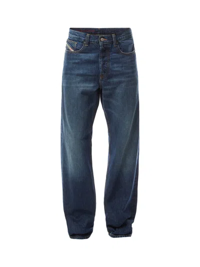 Diesel 2010 D Macs Straight Lose Fit Jeans In Denim