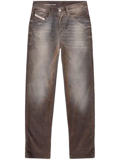 DIESEL 2016 D-Air 装飾デニム ジーンズ Straight-Leg Distressed Jeans 2016 D-Air- Diesel - Women