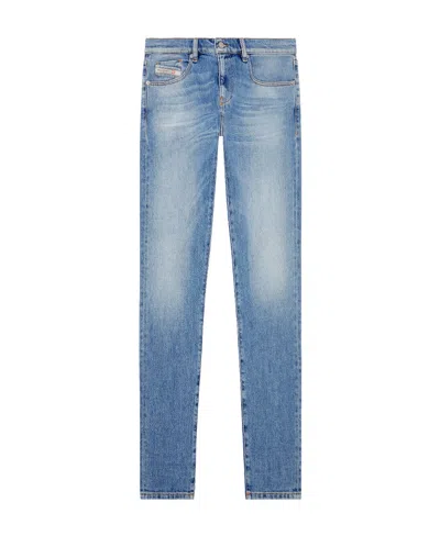 Diesel 2019 D-strukt Low-rise Slim-fit Jeans In Blue