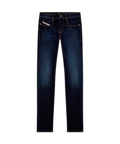 Diesel 2019 D-strukt Mid-rise Slim Jeans In Black