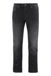 Diesel 2023 D-finitive Regular Jeans In Gray