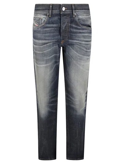 Diesel Buttoned Classic Jeans In Black