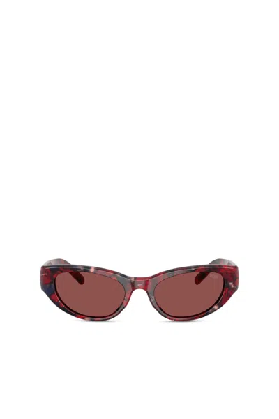 Diesel Cat-eye Style Sunglasses In Burgundy