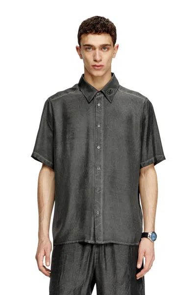 Diesel Crinkled Short-sleeve Shirt With Logo Collar In Tobedefined