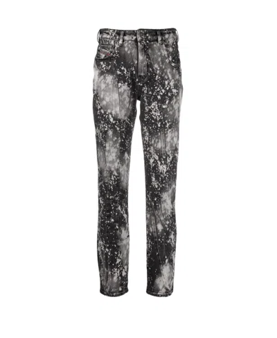 Diesel D-joy Painted Slim Jeans In Gray