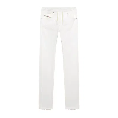 Diesel Tapered 2030 D-krooley Joggjeans In Bianco