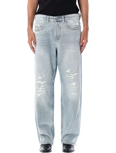 DIESEL D-MACRO JEANS DESTROYED