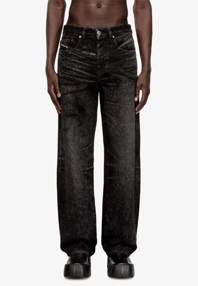 DIESEL D-MACRO WASHED STRAIGHT-LEG JEANS