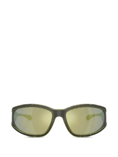 Diesel Distressed-effect Sunglasses In Schwarz