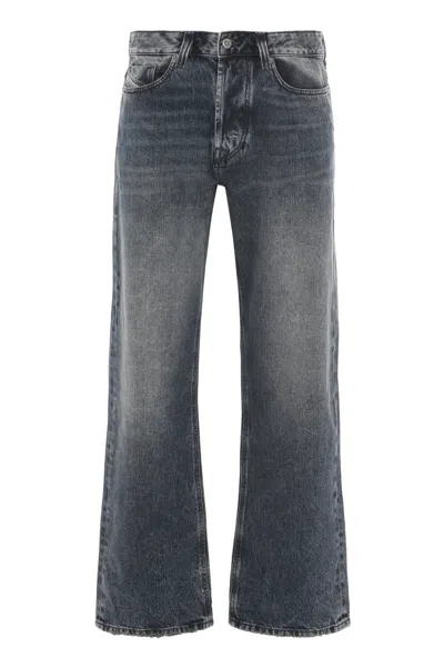 Diesel Relaxed Straight-leg Jeans With Eagle Double-stitching In Gray