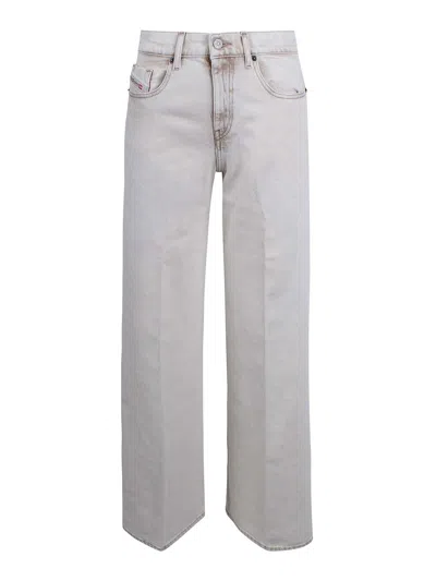 Diesel Jeans Flare 1978 D-akemi In White