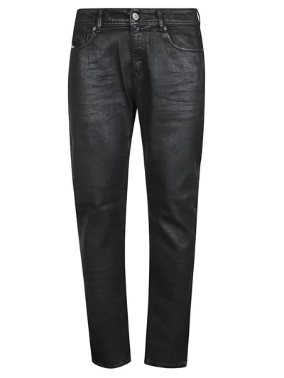 Diesel 1979 Sleenker L.32 Jeans In Black