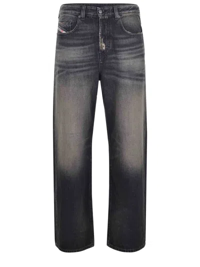 Diesel Jeans In Grigio Antracite