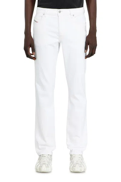 Diesel Jeans Slim Taille Moyenne 1993 D-vyl In White