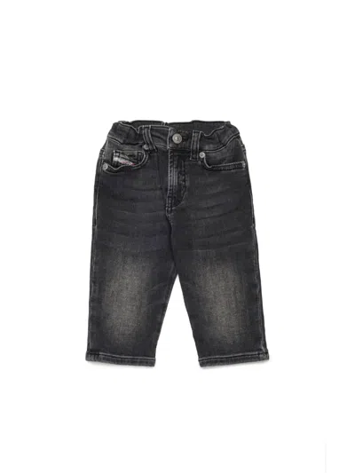 Diesel Kids D Gale B Jjj Pantaloni In Black