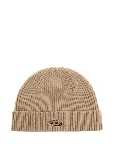 Diesel Logo-plaque Ribbed Beanie In Neutral